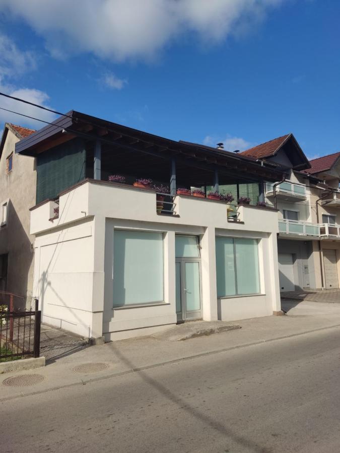Apartman Bucko Bihać Exteriör bild